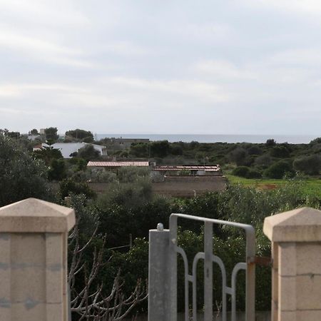 Villa Angela Sant Isidoro  Buitenkant foto