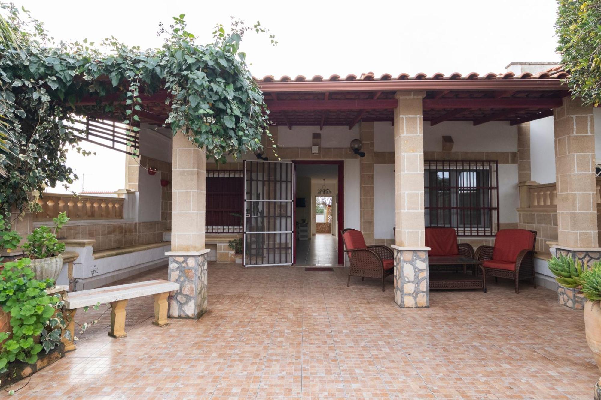 Villa Angela Sant Isidoro  Buitenkant foto