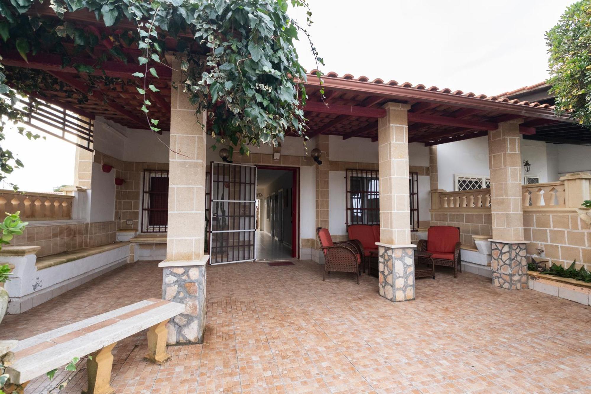 Villa Angela Sant Isidoro  Buitenkant foto