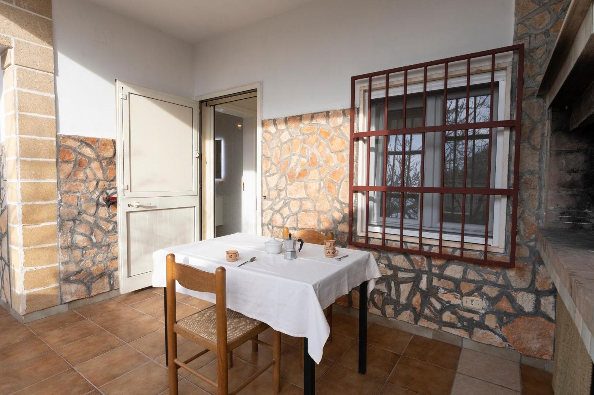 Villa Angela Sant Isidoro  Buitenkant foto